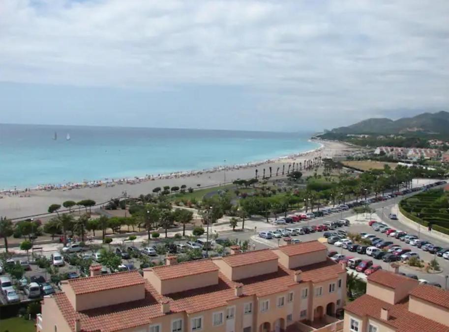 Con Terraza, Vistas Playa Y Montana Apartment Vandellòs i l’Hospitalet de l’Infant